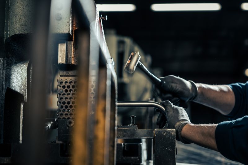 Image pour représenter l'atelier soudure de la Manufacture Navailles dans le nouvel épisode de Parole d'industriel