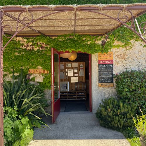 Image de la Distillerie du Vercors - Sequoia pour illustrer le travail de Savoir d'ici