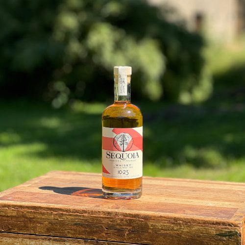 Image de la Distillerie du Vercors - Sequoia pour illustrer le travail de Savoir d'ici